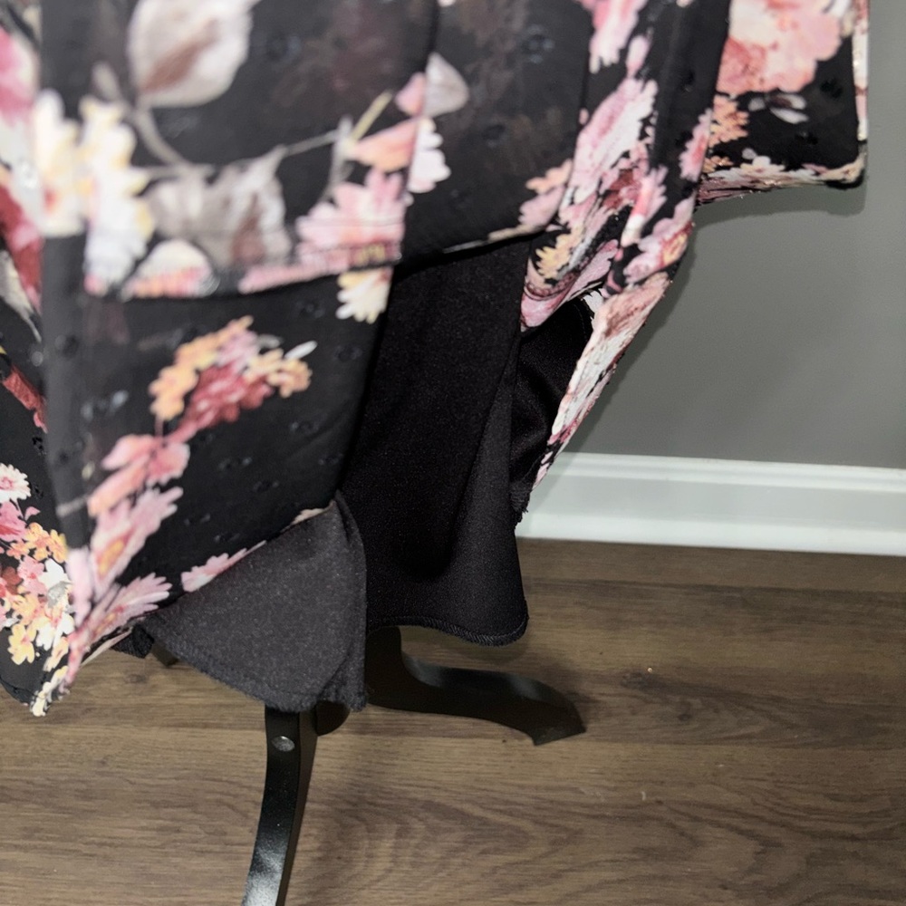 Connected Apparel Black Floral Midi Dress - Picture 9 of 9